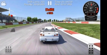 Взломанный CarX Drift Racing (Мод много денег)